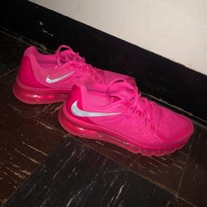 NIKE Women’s Air Max